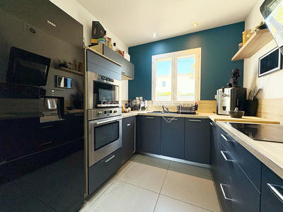 Maison - 80 m² - 4 pièces