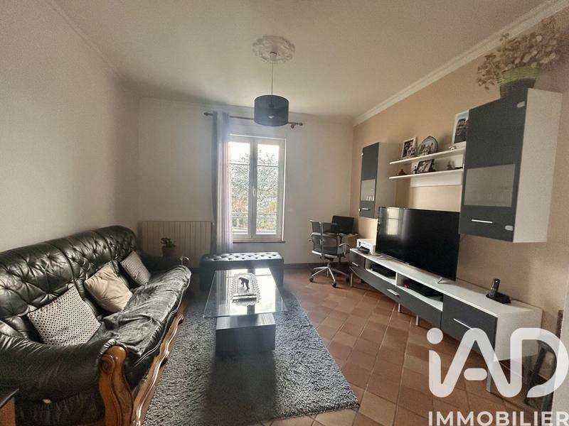 Maison - 151 m² - 8 pièces