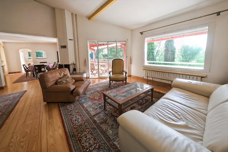 Maison - 190 m² - 5 pièces