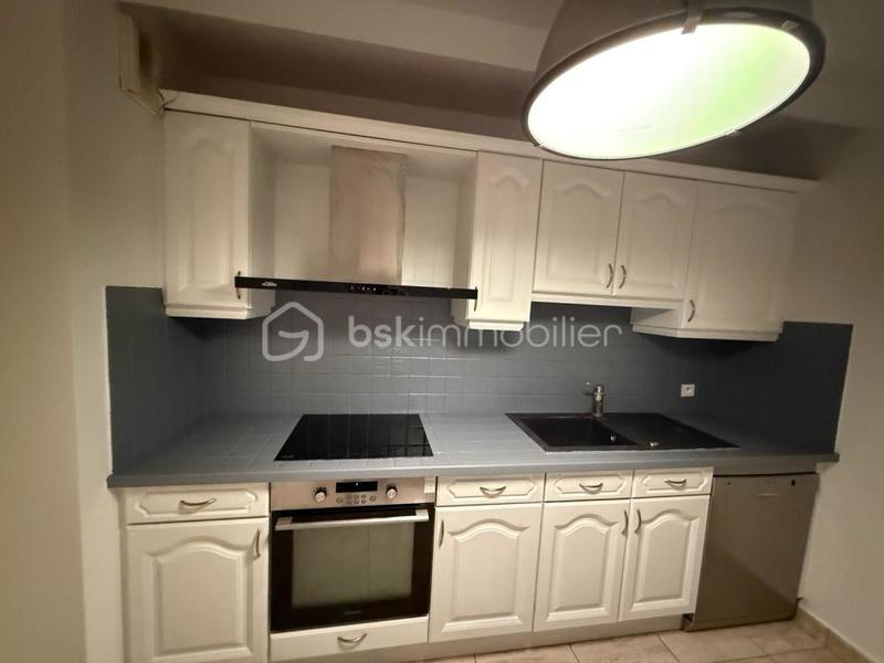 Appartement - 82 m² - 3 pièces