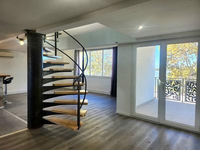 Maison - 180 m² - 6 pièces