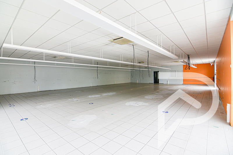 Local commercial - 300 m²