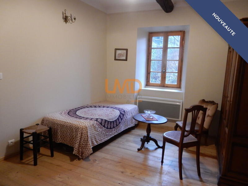 Maison en pierre - 87 m² - 6 pièces