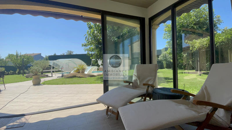 Maison - 179 m² - 7 pièces