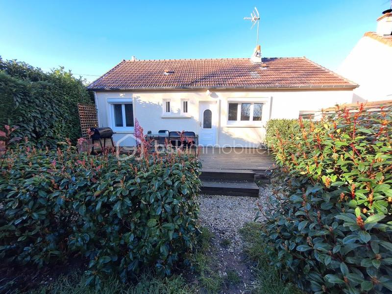 Maison traditionnelle - 85 m² - 3 pièces