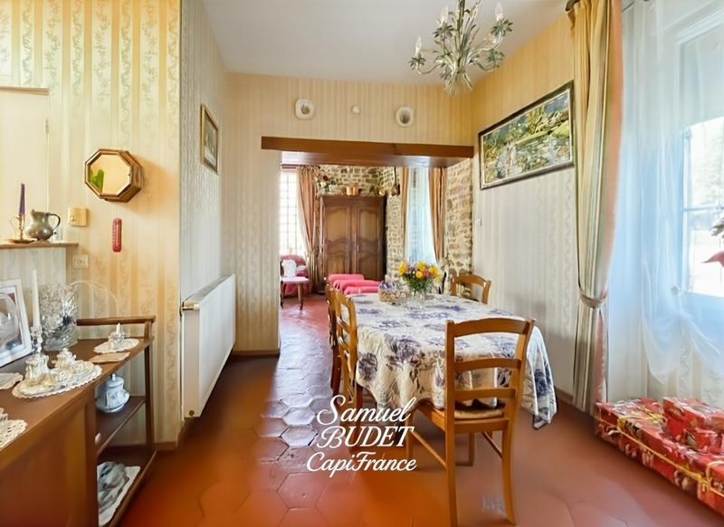 Maison - 98 m² - 5 pièces