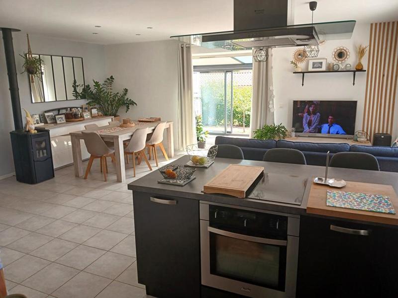 Maison - 105 m² - 5 pièces