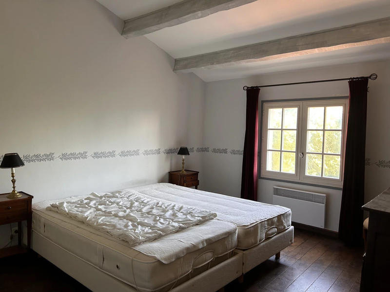 Maison traditionnelle - 195 m² - 6 pièces