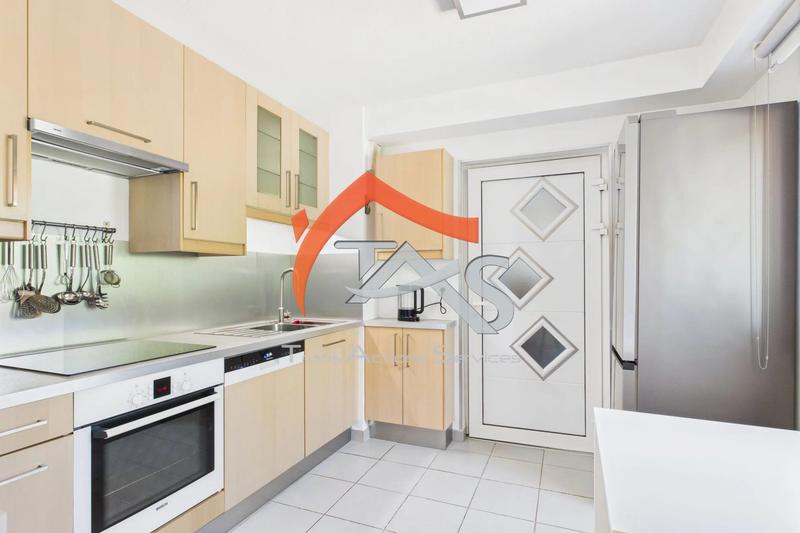 Maison - 86 m² - 4 pièces