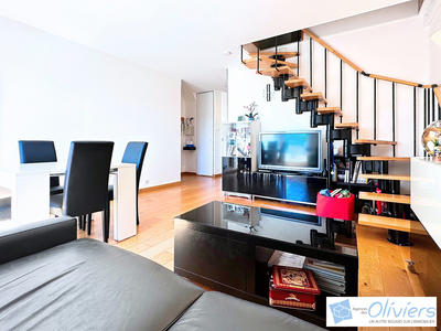 Duplex - 70 m² - 4 pièces