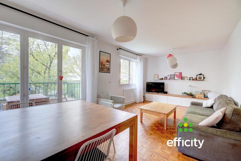 Appartement - 85 m² - 4 pièces