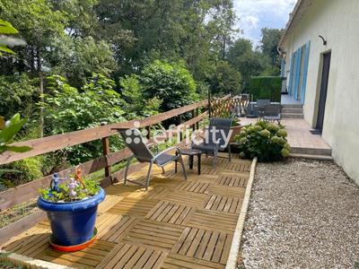 Maison - 145 m² - 7 pièces