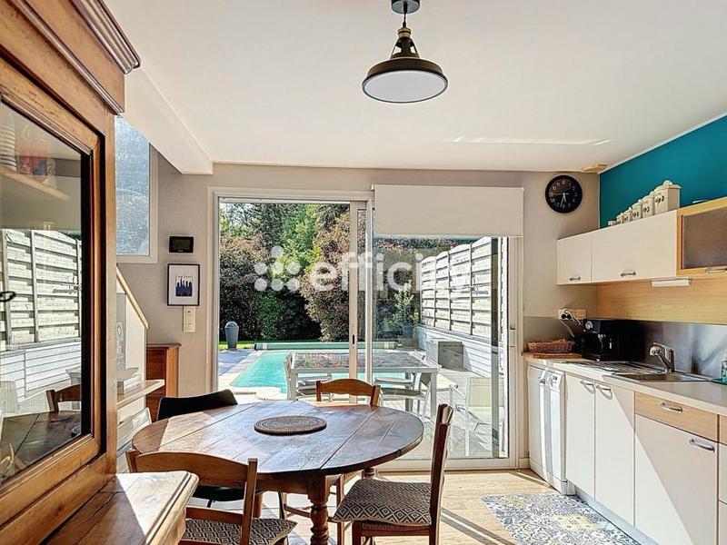 Maison - 165 m² - 7 pièces