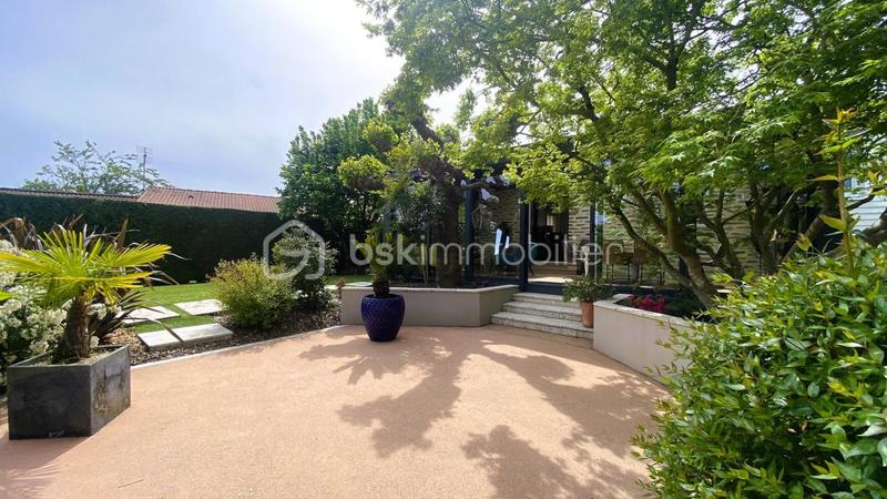 Maison - 145 m² - 6 pièces