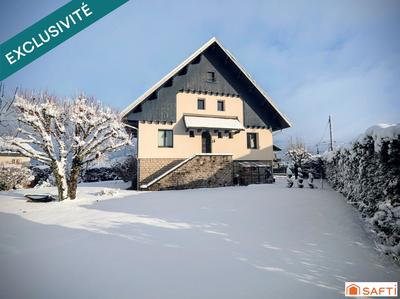 Maison - 196 m² - 7 pièces