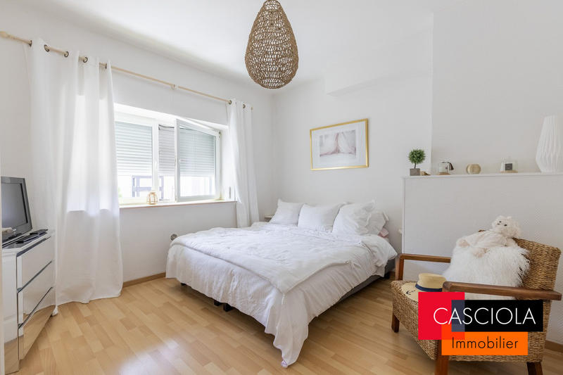 Appartement - 150 m² - 6 pièces