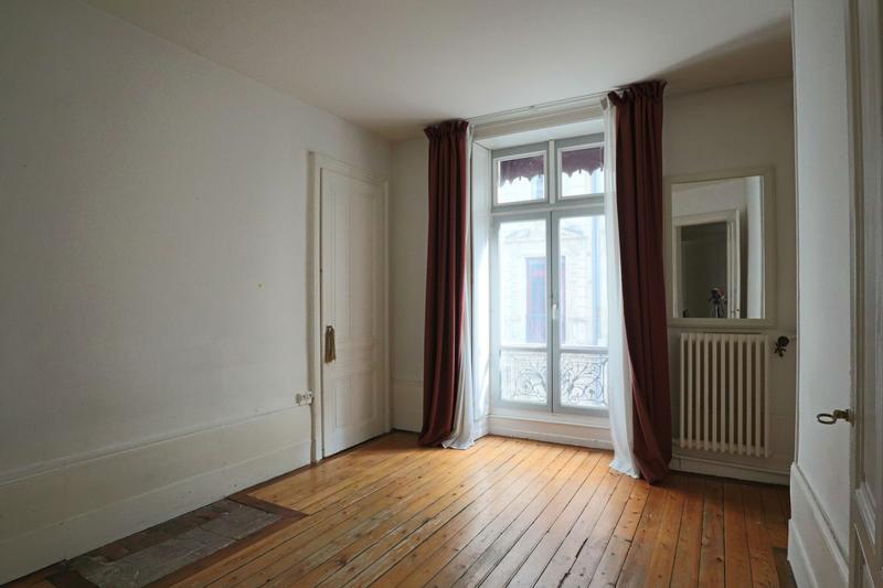 Appartement - 128 m² - 5 pièces