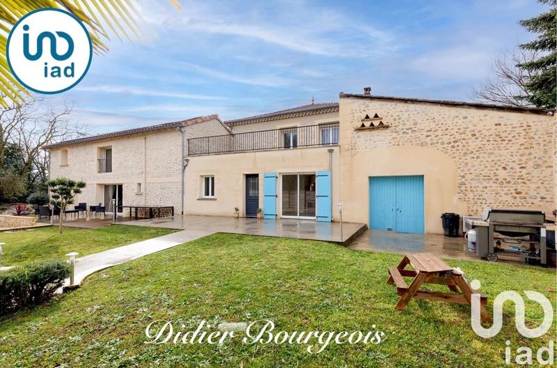 Maison - 323 m² - 9 pièces