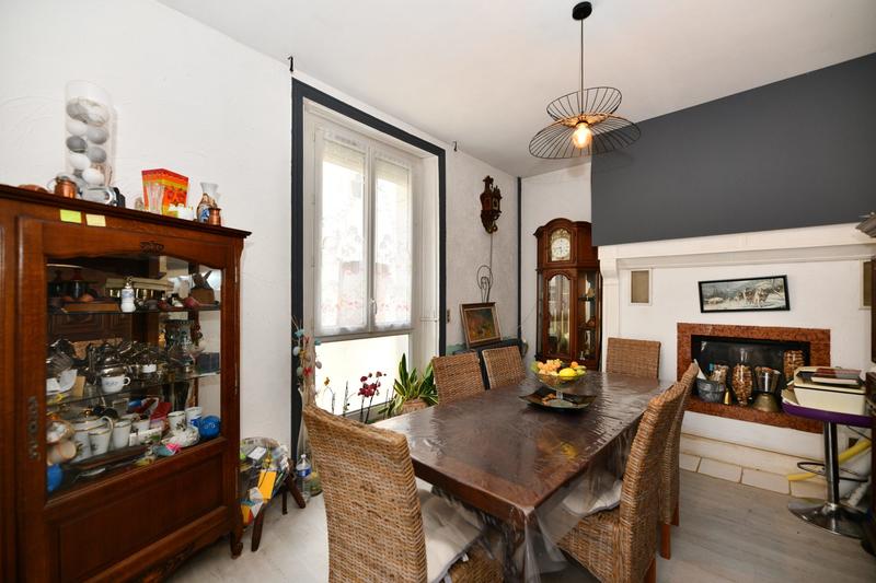 Maison - 151 m² - 6 pièces