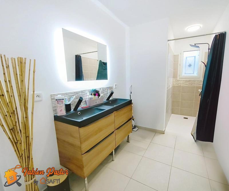 Maison - 91 m² - 4 pièces