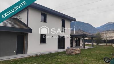 Maison - 165 m² - 6 pièces