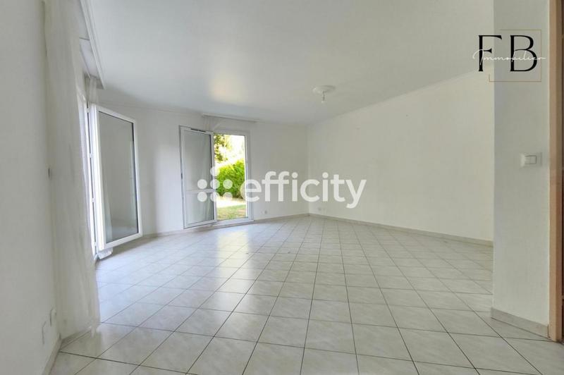 Maison - 94 m² - 4 pièces