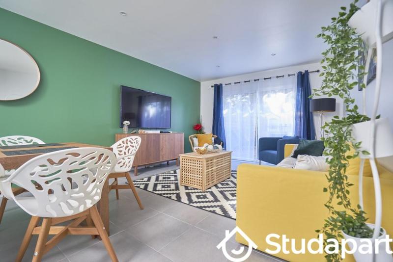 Chambre - 10 m² - 1 pièce