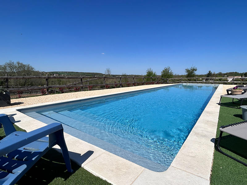 Maison - 245 m² - 7 pièces