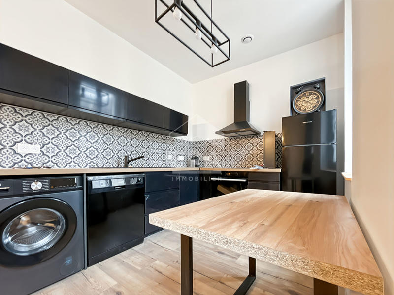 Appartement - 75 m² - 4 pièces