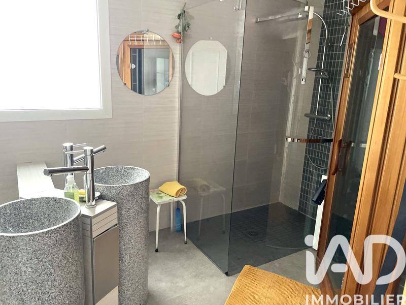 Appartement - 168 m² - 6 pièces