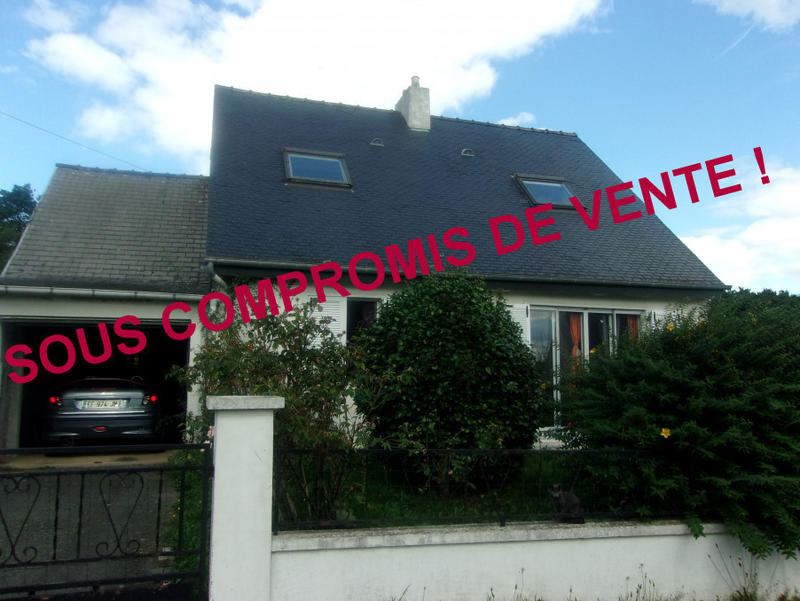 Maison - 90 m² - 5 pièces