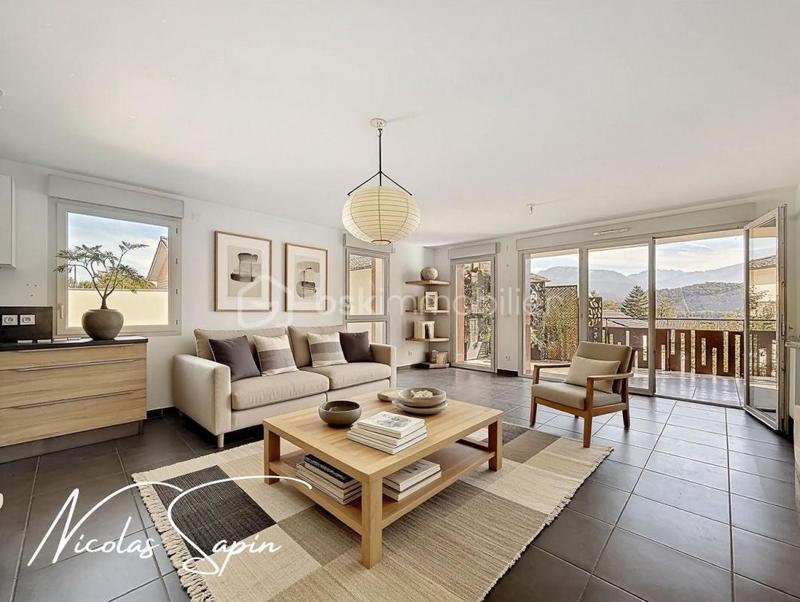 Appartement - 87 m² - 4 pièces