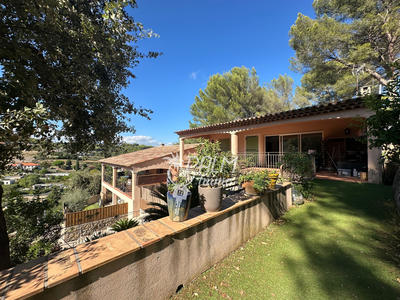 Appartement - 100 m² - 4 pièces