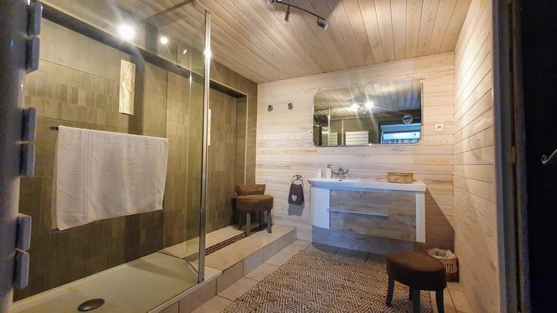 Maison - 187 m² - 5 pièces