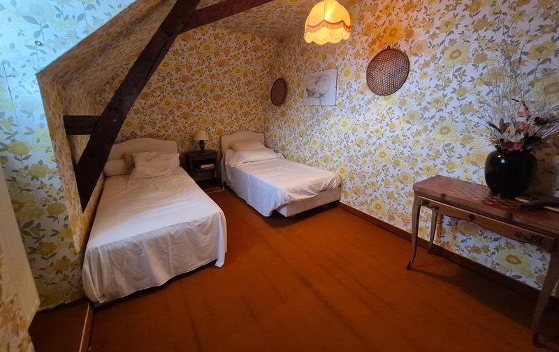 Maison - 197 m² - 10 pièces