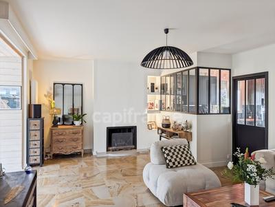 Maison - 189 m² - 7 pièces