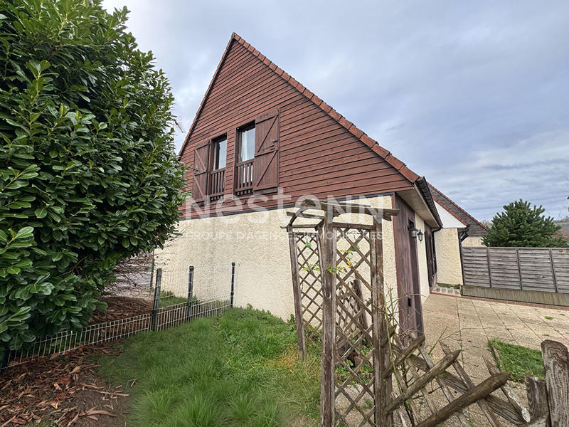 Maison - 90 m² - 5 pièces