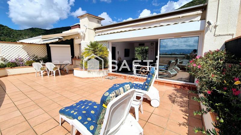 Appartement - 100 m² - 3 pièces