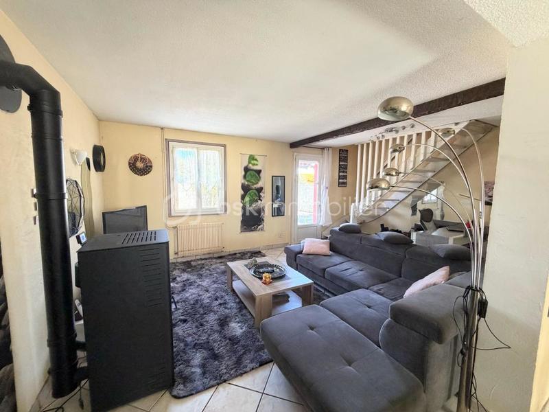 Maison - 106 m² - 9 pièces