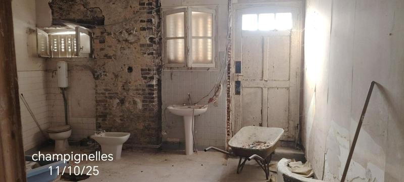 Maison de village - 224 m² - 6 pièces