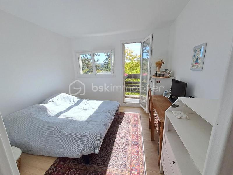 Appartement - 89 m² - 5 pièces