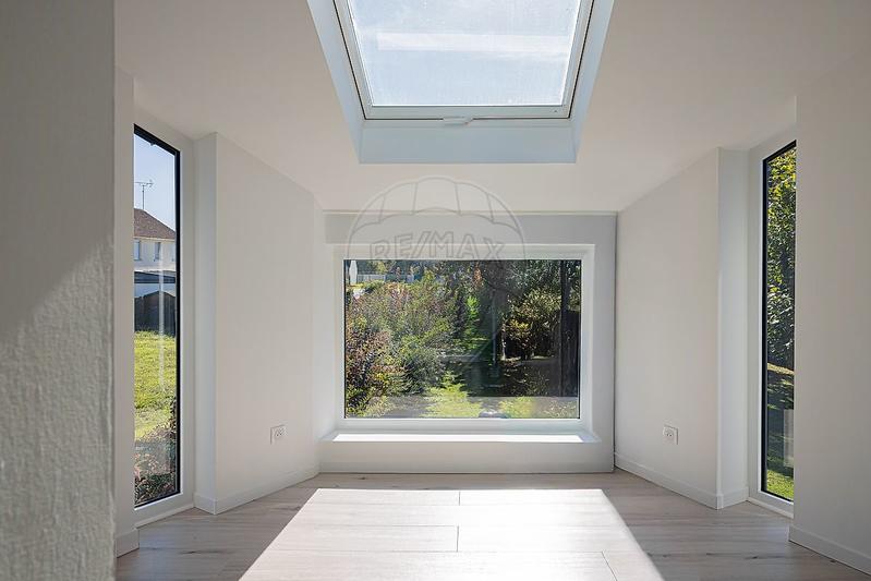 Maison d'architecte - 232 m² - 8 pièces