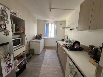 Appartement - 85 m² - 3 pièces