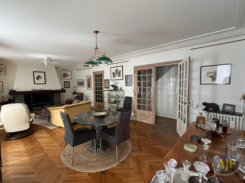 Appartement - 118 m² - 5 pièces