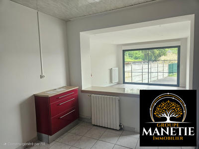 Maison - 96 m² - 5 pièces
