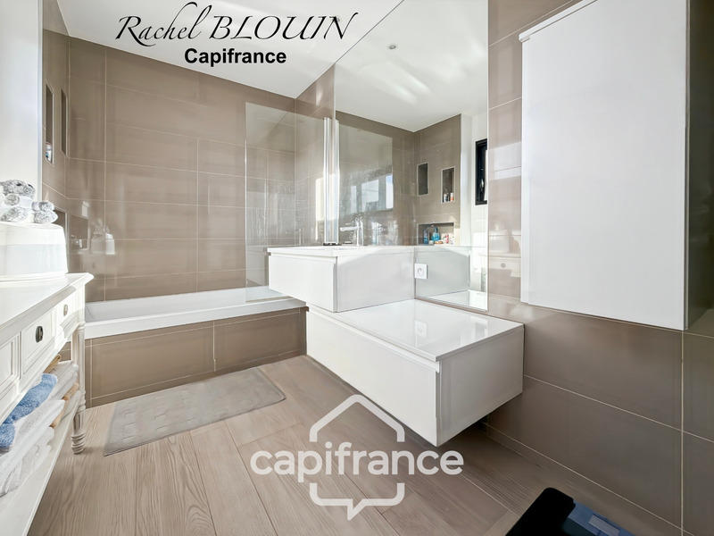 Maison - 160 m² - 7 pièces