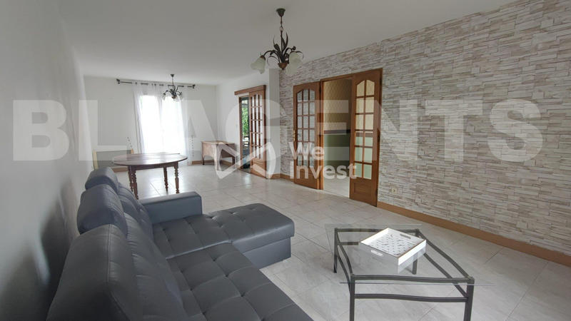 Maison traditionnelle - 135 m² - 7 pièces