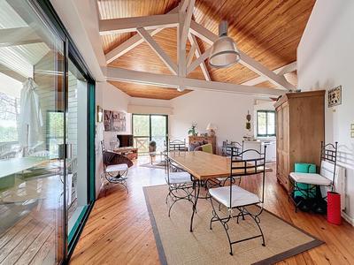 Maison - 118 m² - 4 pièces