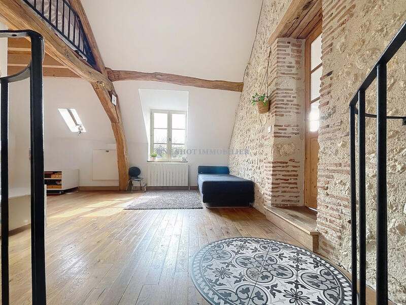 Maison ancienne - 205 m² - 7 pièces
