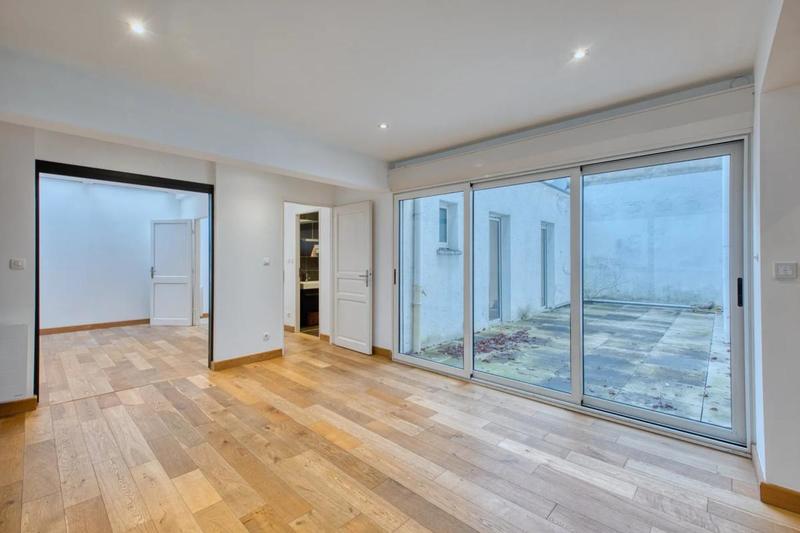 Appartement - 177 m² - 8 pièces